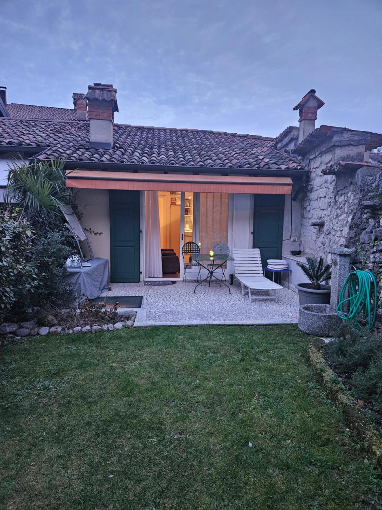 Gardainn Giardino 38A Riva del Garda Bagian luar foto